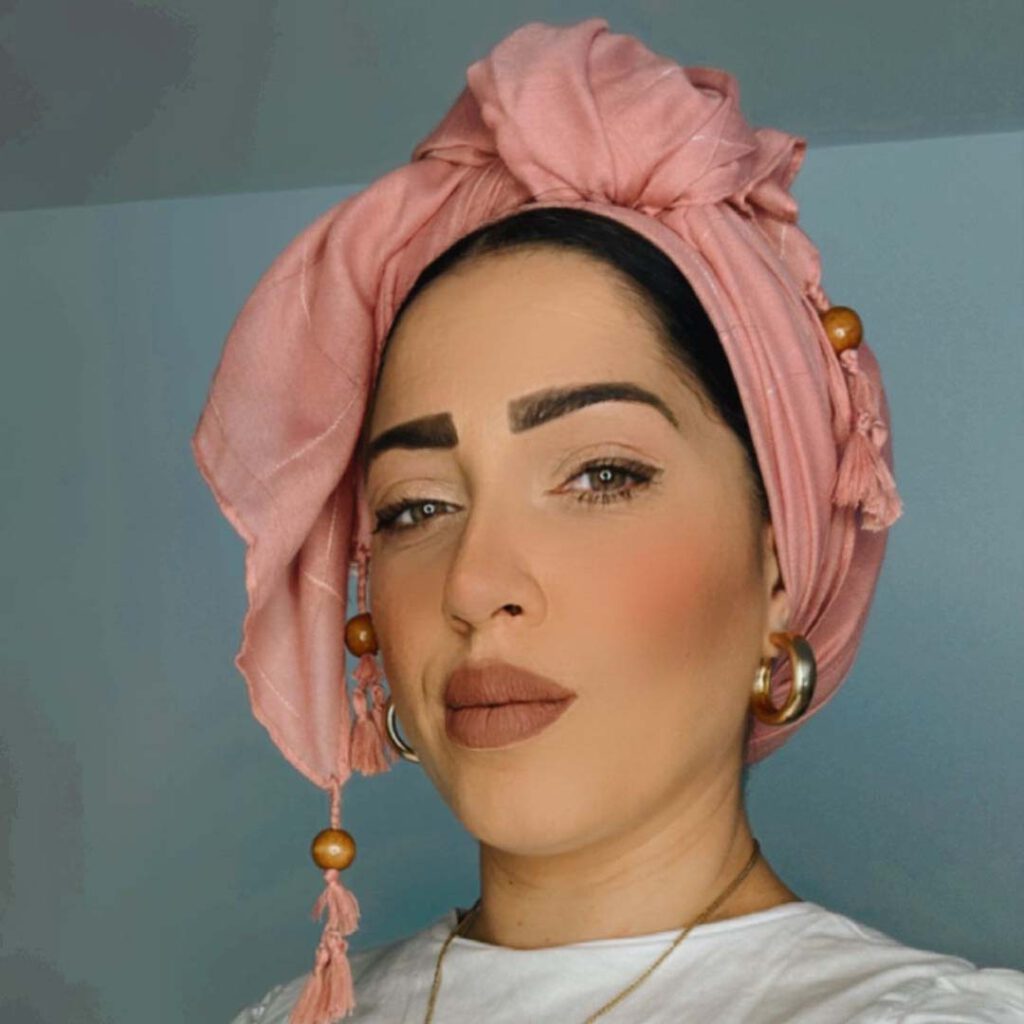מטפחות מעוצבות, מטפחות מותגים - שירה יפרח