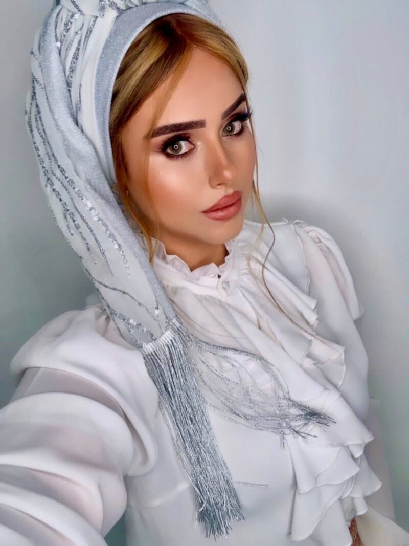 מטפחת לונג פרימיום דגם ESTER לבן כסוף