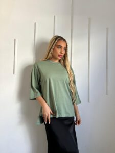 חולצת בייסיק ירוקה