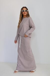 חליפת חולצה וחצאית דגמ"ח אבן